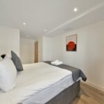 Book Liverpool Street Luxury Accommodation located near Brick Lane & Sky Garden at low-cost. We offer 2 bedrooms, a flat-screen TV.