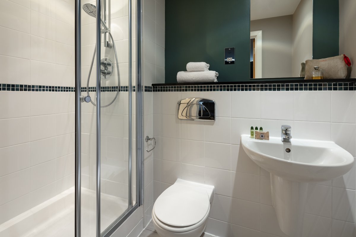 Limehouse Serviced Accommodation -Corporate Short Lets London Limehouse-Serviced-Accommodation-in-South-East-London-available-now.-Book-the-Best-Corporate-Relocation-and-Furnished-Short-Lets-in-London-now