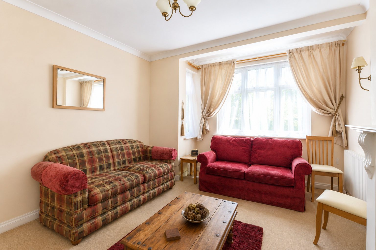 South London Accommodation | 6 Bed Holiday Home | Sleeps 11 South-London-accommodation-for-up-to-11-guests.-Enjoy-a-spacious-six-bed-holiday-home-for-weekly-or-monthly-rental-with-garden-and-free-parking.