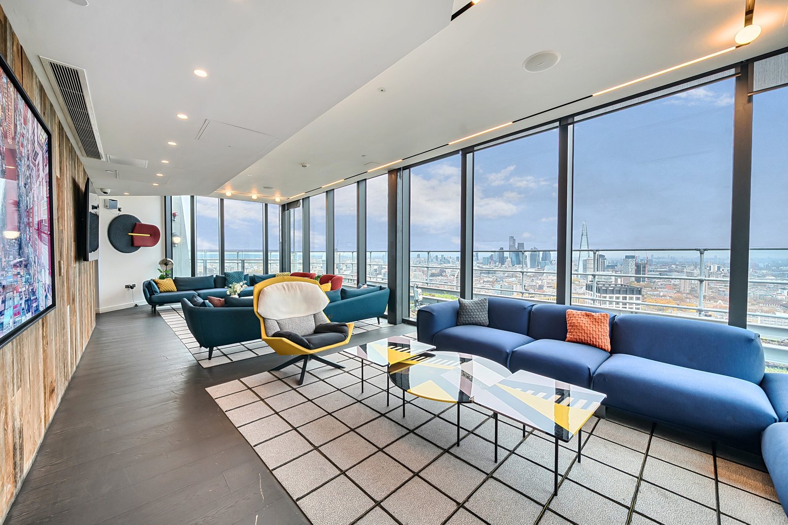 Accommodation in Elephant and Castle | London Apartments Book-accommodation-in-Elephant-and-Castle-with-stylish-serviced-apartments,-a-gym,-rooftop-terrace-and-fast-WiFi-near-Central-London.