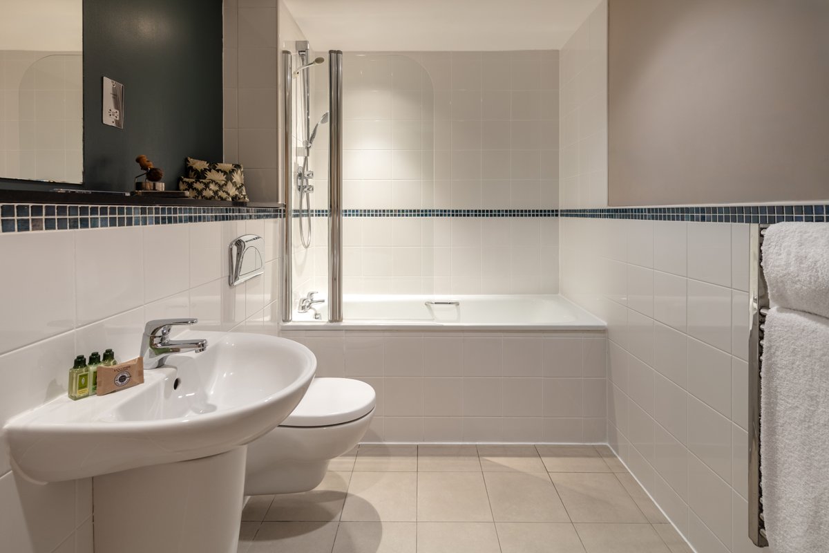 Limehouse Serviced Accommodation -Corporate Short Lets London Limehouse-Serviced-Accommodation-in-South-East-London-available-now.-Book-the-Best-Corporate-Relocation-and-Furnished-Short-Lets-in-London-now