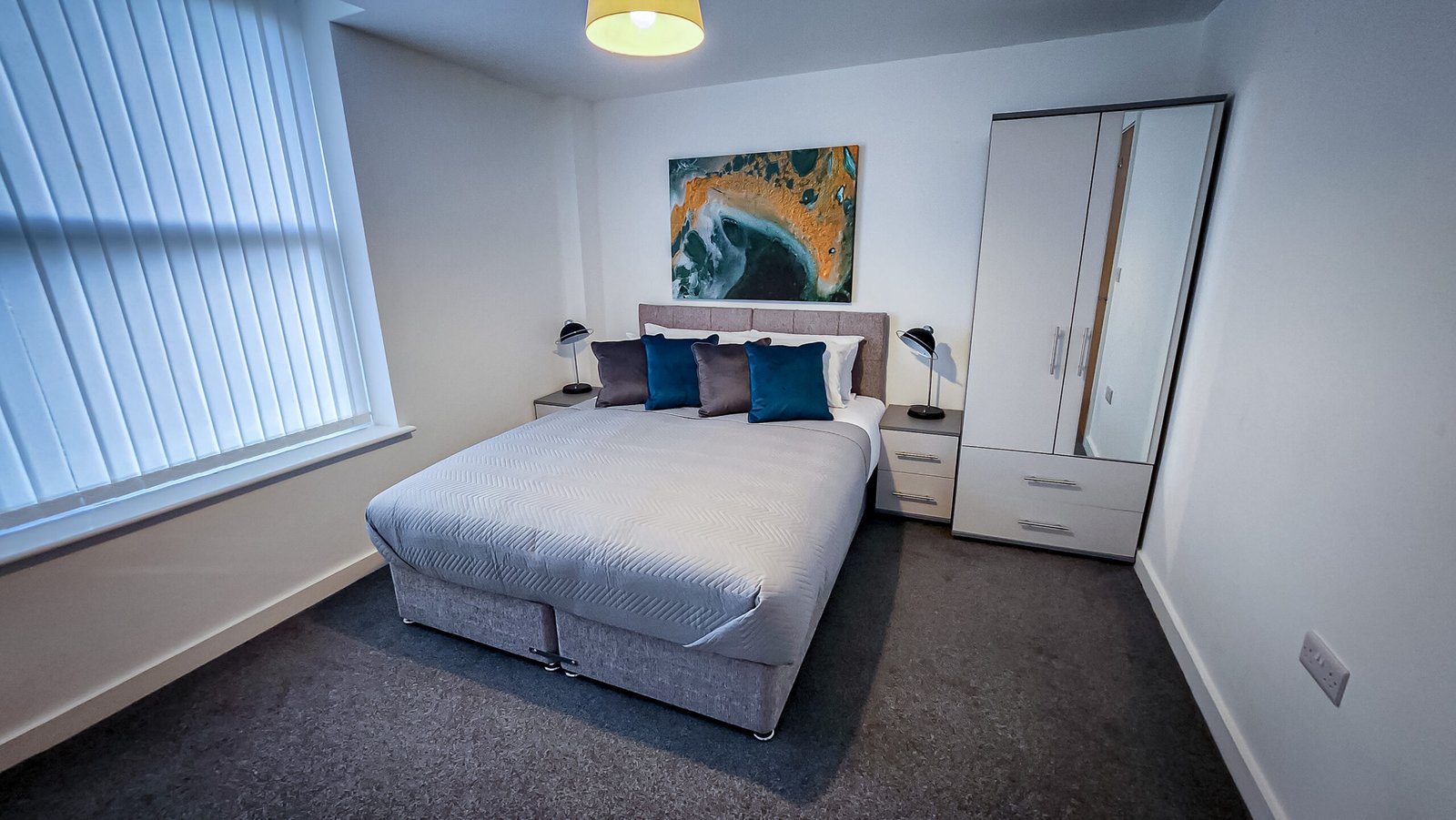Charles House Apartment Serviced Apartments - Preston | Urban Stay