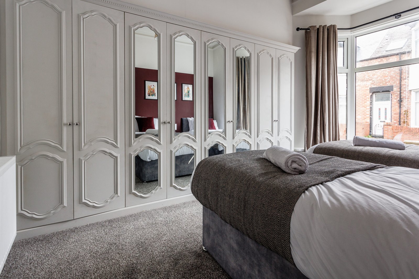 Furnished Apartments Sunderland – Holiday Accommodation Book-Short-Let-furnished-apartments-Sunderland-with-parking.-Our-holiday-accommodation-is-ideal-for-business-trips,-contractors-&-relocations
