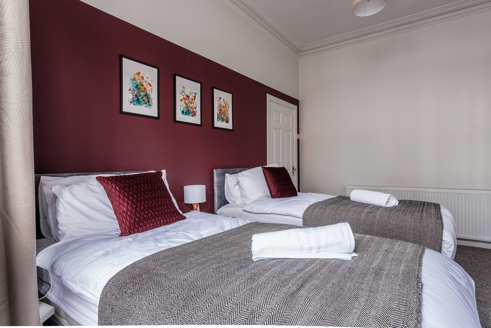 Furnished Apartments Sunderland – Holiday Accommodation Book-Short-Let-furnished-apartments-Sunderland-with-parking.-Our-holiday-accommodation-is-ideal-for-business-trips,-contractors-&-relocations