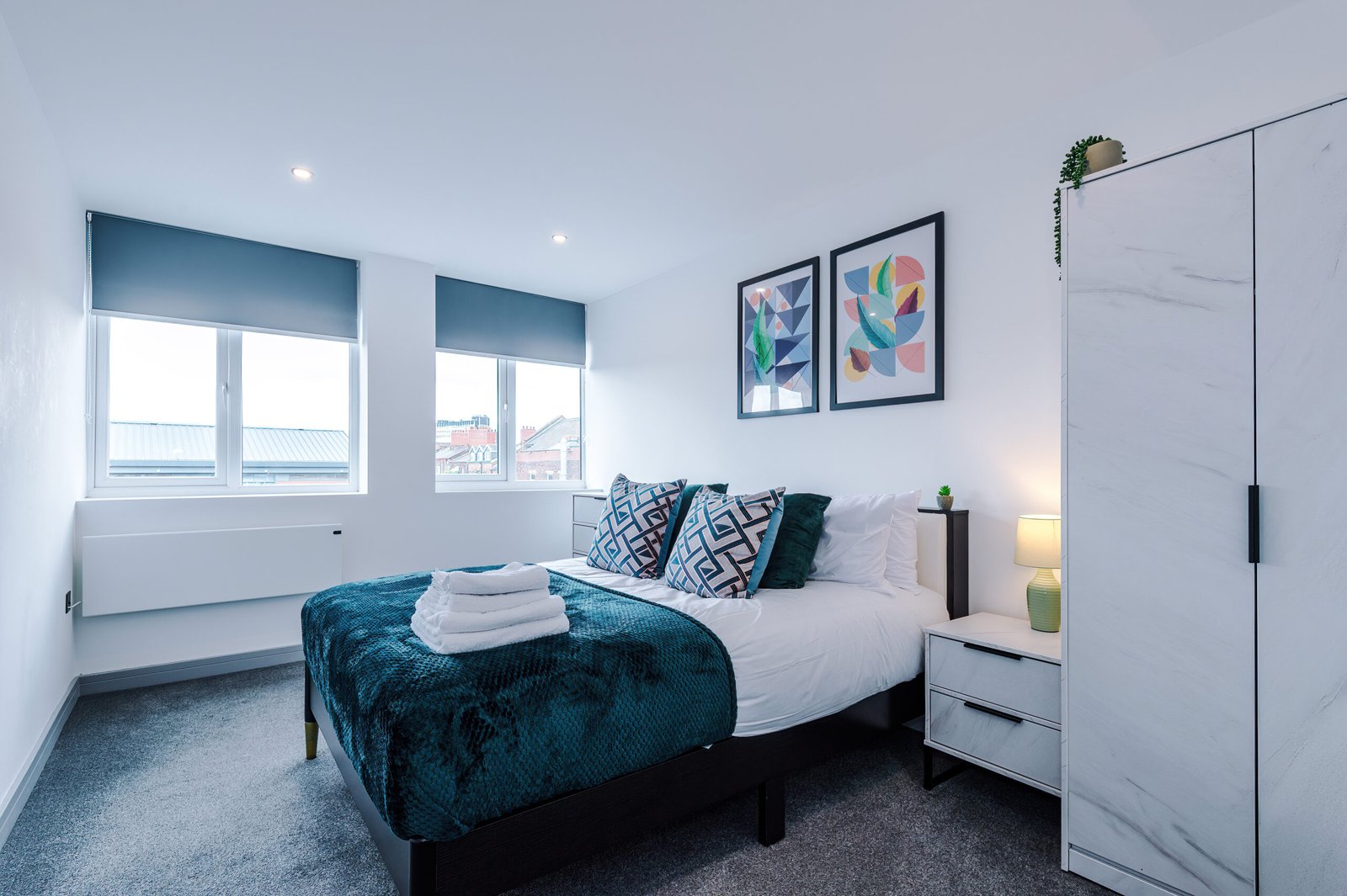 Holiday Accommodation Preston | City Centre Two-Bed Apartment Holiday-accommodation-in-Preston-city-centre-available-for-short-let-rentals.-Book-furnished-corporate-apartments-for-1-week,-1-month-or-more