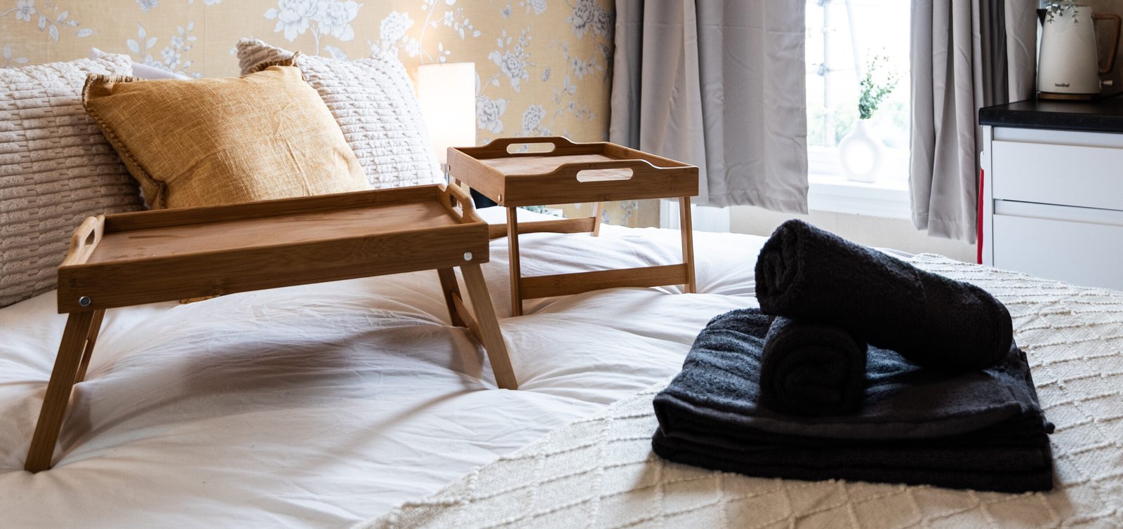 Furnished Apartments Blackpool | Bayview Morecambe Seafront Book-furnished-apartments-near-Morecambe-Bay.-Enjoy-self-catering-facilities,-sea-views,-en-suite-comfort-and-flexible-short-stays.