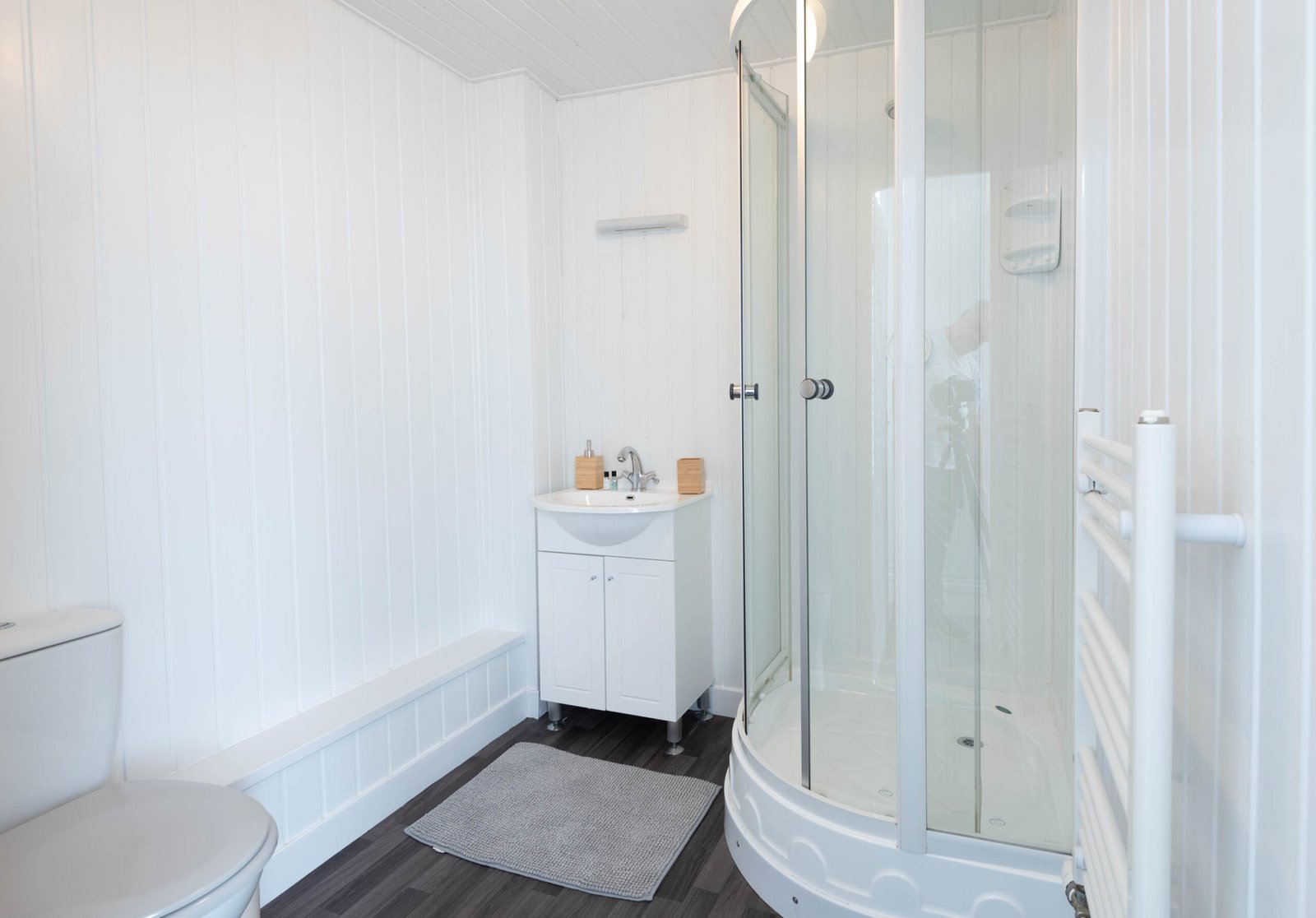 Holiday Lets Preston – The Bay Studio Apartment in Morecambe Holiday-lets-Preston-near-the-a-coastal-setting.-The-Bay-Studio-Apartment-offers-self-catering-accommodation-near-Morecambe-Bay,-Lancaster-and-Lancashire-attractions.