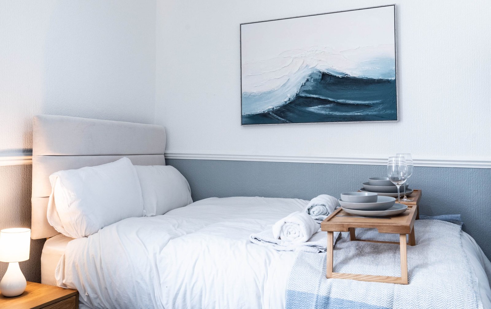 Holiday Apartments in Preston | Morecambe Aparthotel Holiday-apartments-near-Preston-with-coastal-views,-self-catering-facilities,-WiFi-and-flexible-short-or-extended-stays-in-Lancashire.