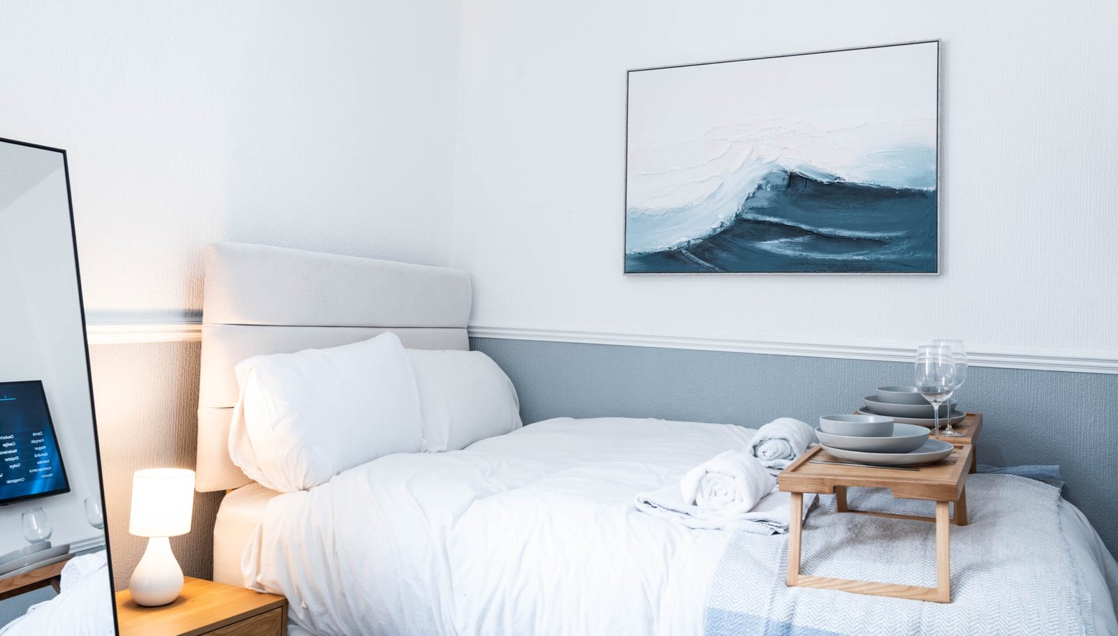 Holiday Apartments in Preston | Morecambe Aparthotel Holiday-apartments-near-Preston-with-coastal-views,-self-catering-facilities,-WiFi-and-flexible-short-or-extended-stays-in-Lancashire.