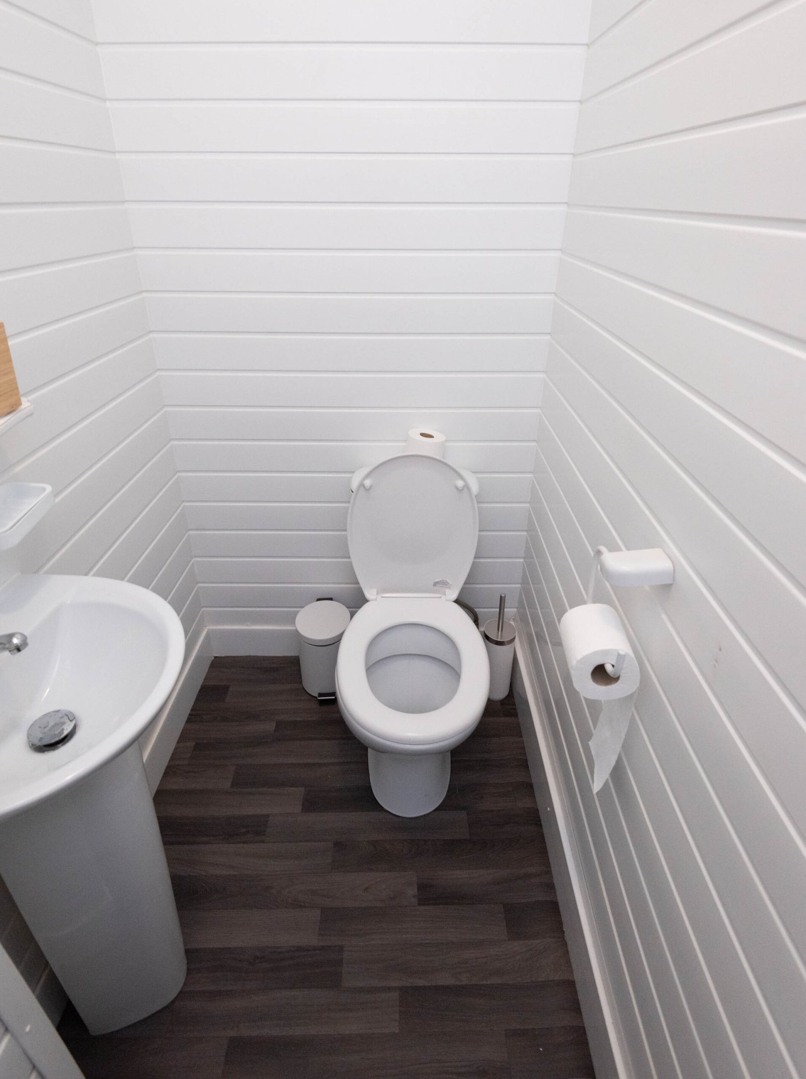 Aparthotel Lancashire | Morecambe Bay Studio Stay Book-an-aparthotel-in-Lancashire-near-Morecambe-Bay.-Enjoy-a-private-ensuite,-Smart-TV,-&-kitchen-facilities-for-short-or-extended-stays.