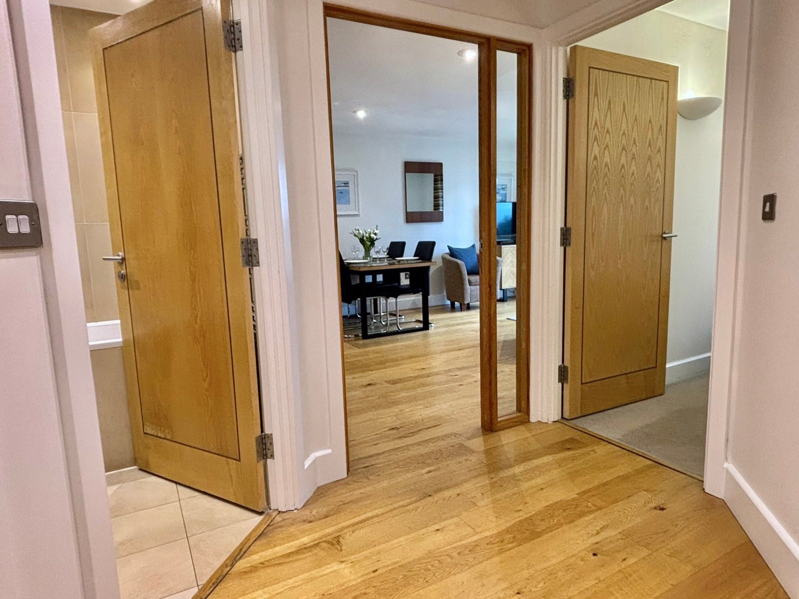 Petersfield Serviced Accommodation | Luxury Cambridge Stays Petersfield-serviced-accommodation-with-luxury-Cambridge-apartments,-parking,-WiFi,-self-catering-facilities-and-flexible-extended-stays.