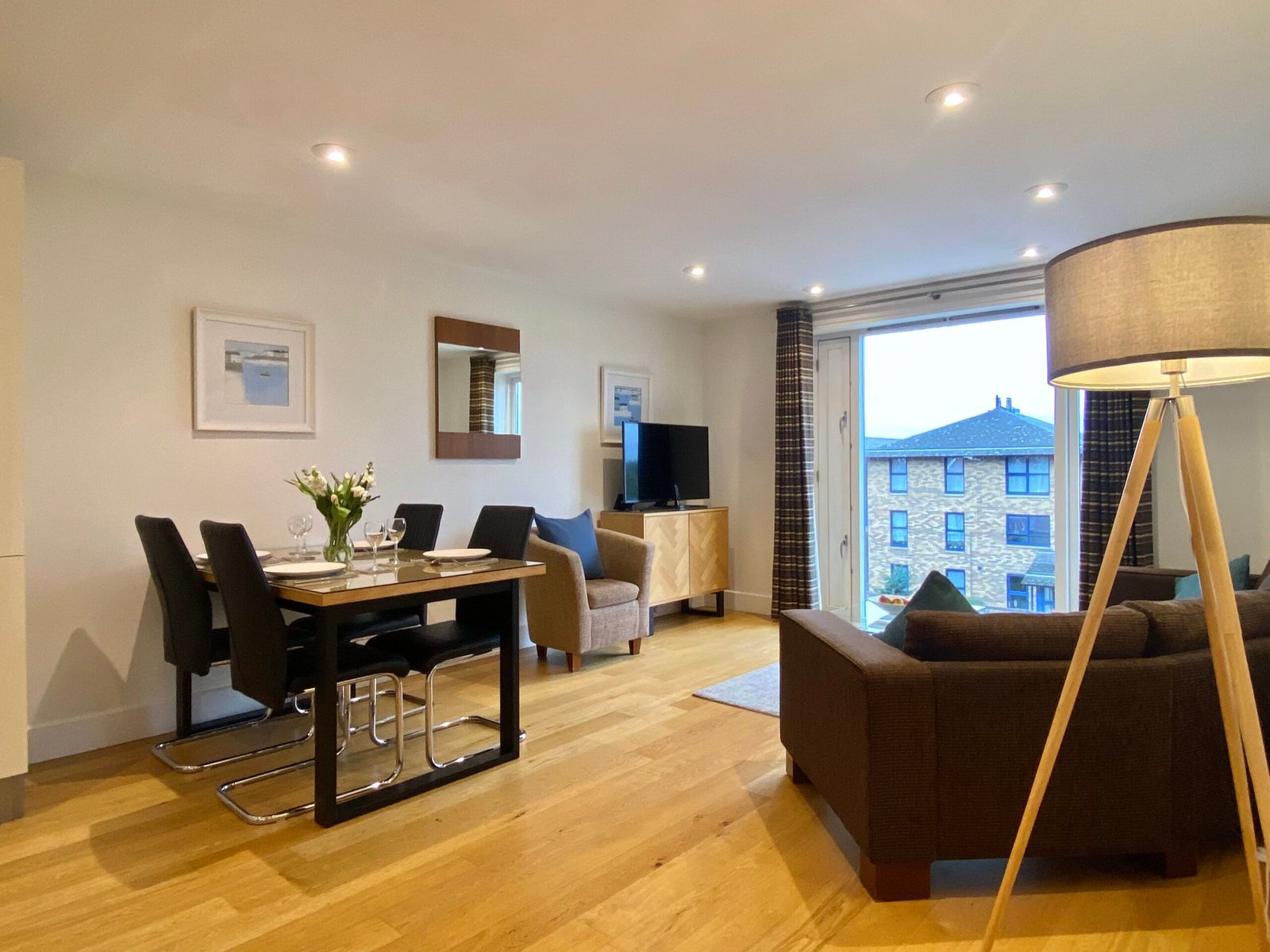 Petersfield Serviced Accommodation | Luxury Cambridge Stays Petersfield-serviced-accommodation-with-luxury-Cambridge-apartments,-parking,-WiFi,-self-catering-facilities-and-flexible-extended-stays.