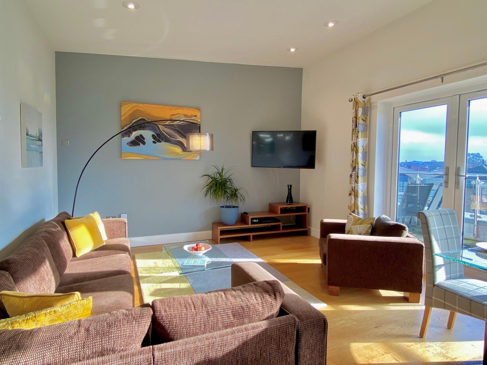 Petersfield Serviced Accommodation | Luxury Cambridge Stays Petersfield-serviced-accommodation-with-luxury-Cambridge-apartments,-parking,-WiFi,-self-catering-facilities-and-flexible-extended-stays.