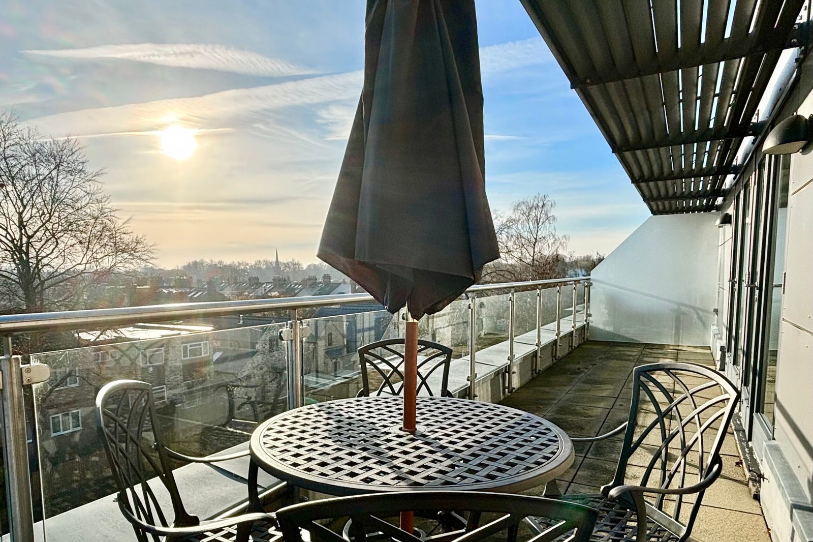 Petersfield Serviced Accommodation | Luxury Cambridge Stays Petersfield-serviced-accommodation-with-luxury-Cambridge-apartments,-parking,-WiFi,-self-catering-facilities-and-flexible-extended-stays.