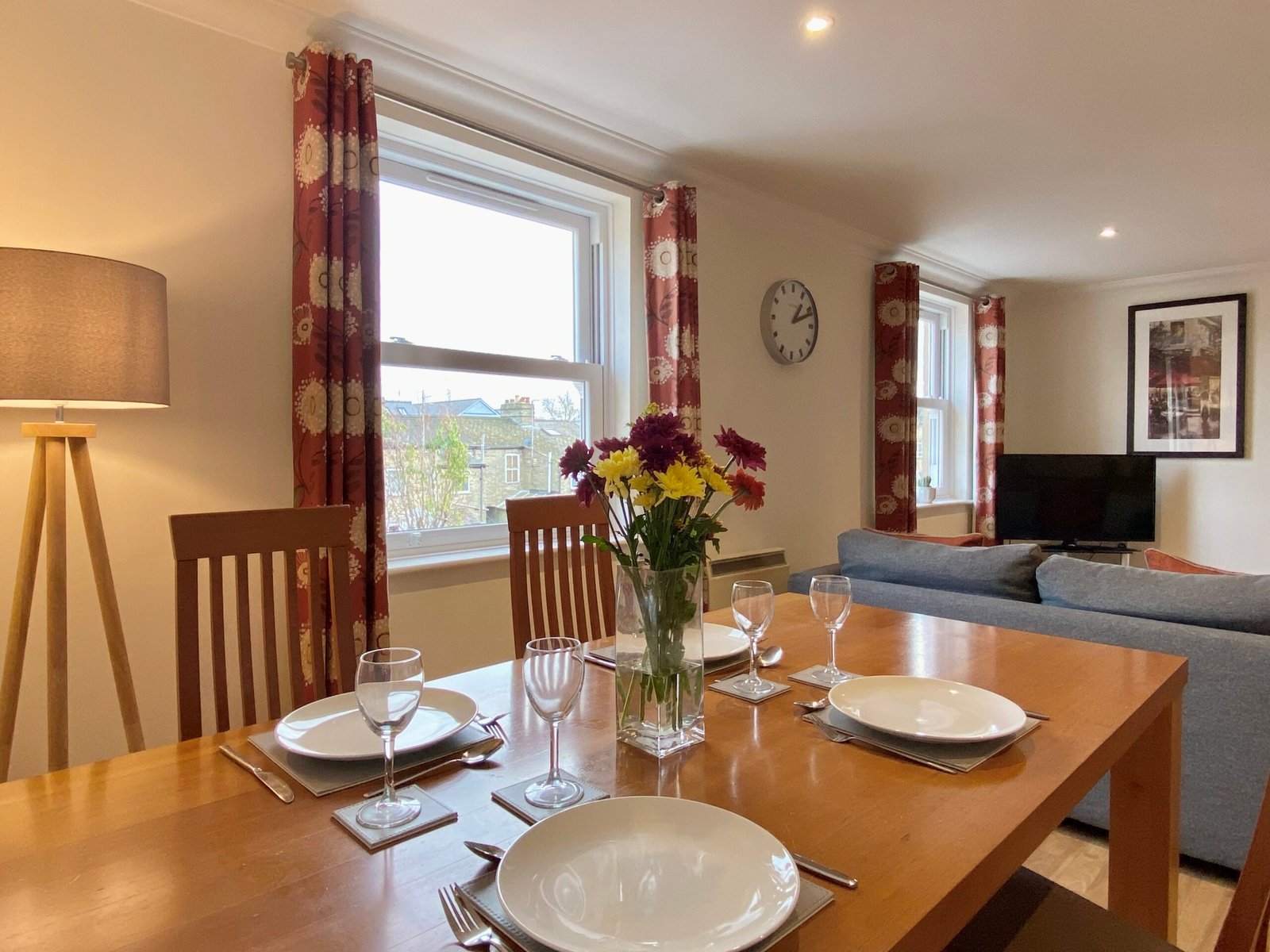 Arbury Serviced Apartments Cambridge | Short Let Accommodation Book-Arbury-Serviced-Apartments-at-Manor-House.-Ideal-short-let-apartments-in-Cambridgeshire-with-parking-near-Stansted-Airport-links.