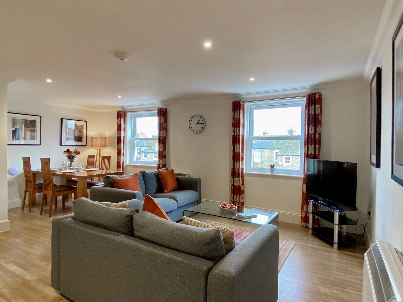 Arbury Serviced Apartments Cambridge | Short Let Accommodation Book-Arbury-Serviced-Apartments-at-Manor-House.-Ideal-short-let-apartments-in-Cambridgeshire-with-parking-near-Stansted-Airport-links.