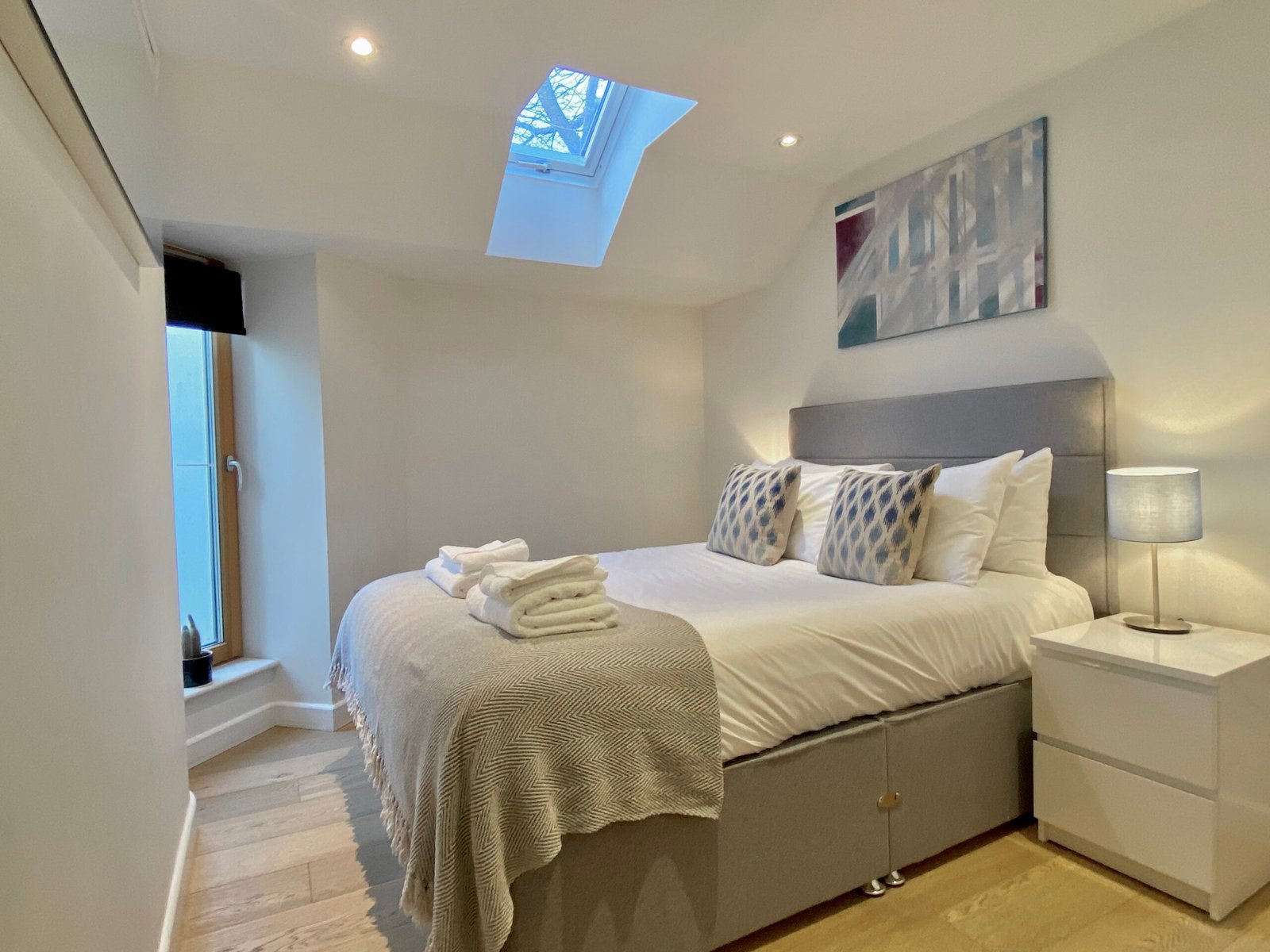 Holiday Accommodation Cambridge | City Centre Apartments Book-holiday-accommodation-in-Cambridge-near-Cambridge-Station.-Perfect-for-business-trips,-city-breaks,-and-extended-stays.