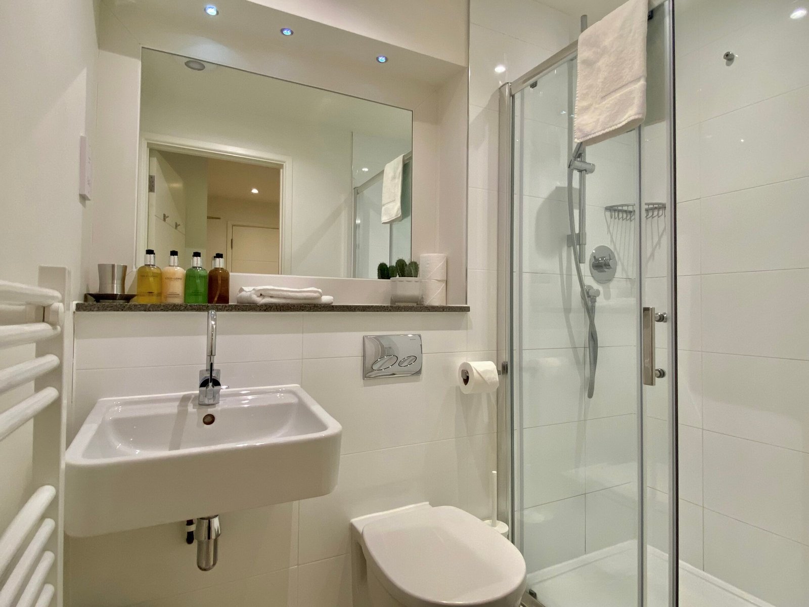 Holiday Accommodation Cambridge | City Centre Apartments Book-holiday-accommodation-in-Cambridge-near-Cambridge-Station.-Perfect-for-business-trips,-city-breaks,-and-extended-stays.