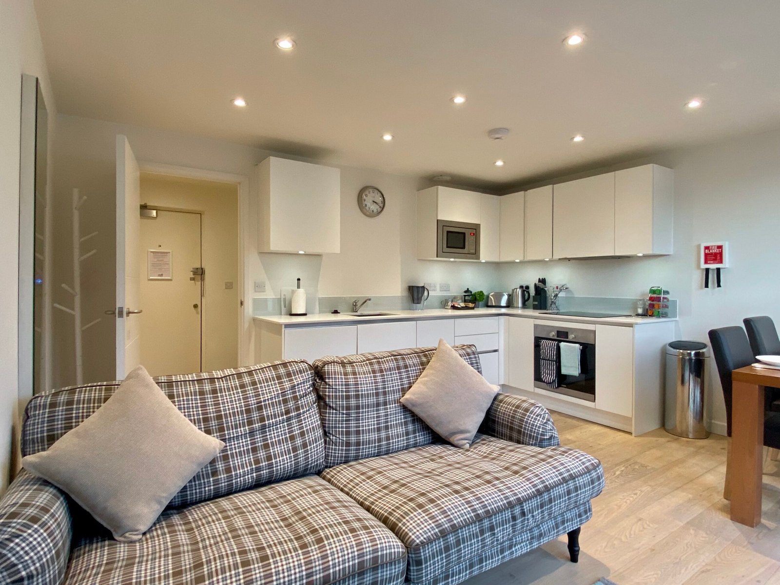 Holiday Accommodation Cambridge | City Centre Apartments Book-holiday-accommodation-in-Cambridge-near-Cambridge-Station.-Perfect-for-business-trips,-city-breaks,-and-extended-stays.