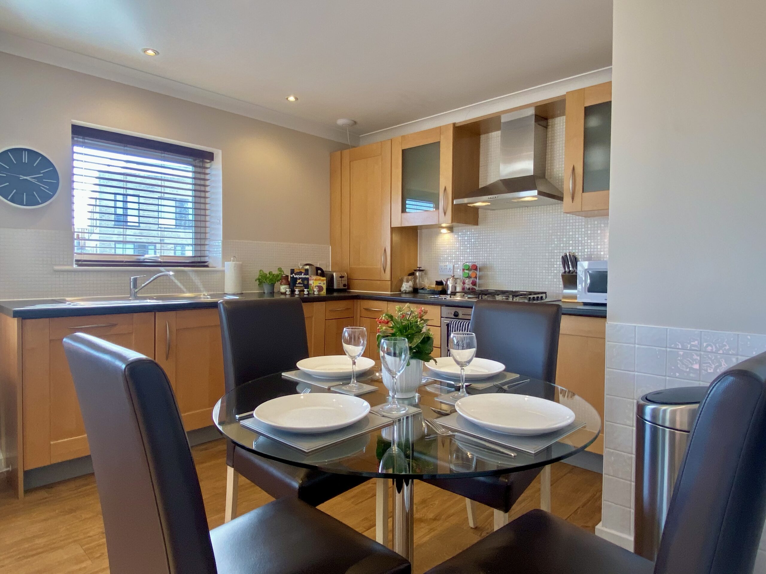 Cambridge Corporate Accommodation – Cherry Hinton | Urban Stay Looking-for-the-best-short-let-accommodation-in-Cambridge?-Book-this-Cambridge-Corporate-Accommodation.-Cheap-direct-rates