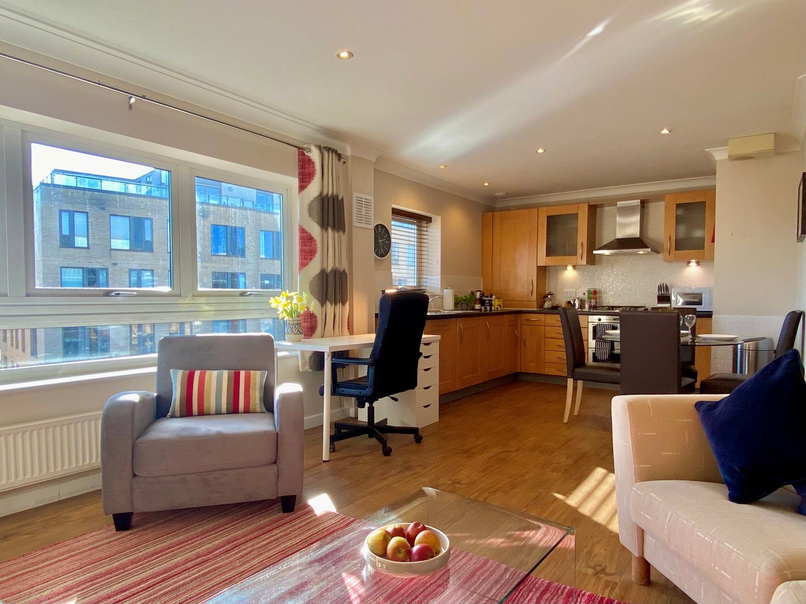 Cambridge Corporate Accommodation – Cherry Hinton | Urban Stay Looking-for-the-best-short-let-accommodation-in-Cambridge?-Book-this-Cambridge-Corporate-Accommodation.-Cheap-direct-rates