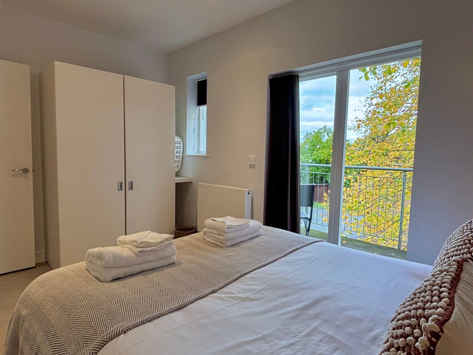 Holiday Rentals Cambridge – Jubilee House Serviced Apartments Book-furnished-Holiday-Rentals-Cambridge-for-1-week,-1-month-or-longer!-Our-short-let-apartments-are-near-university-and-tourist-sights.
