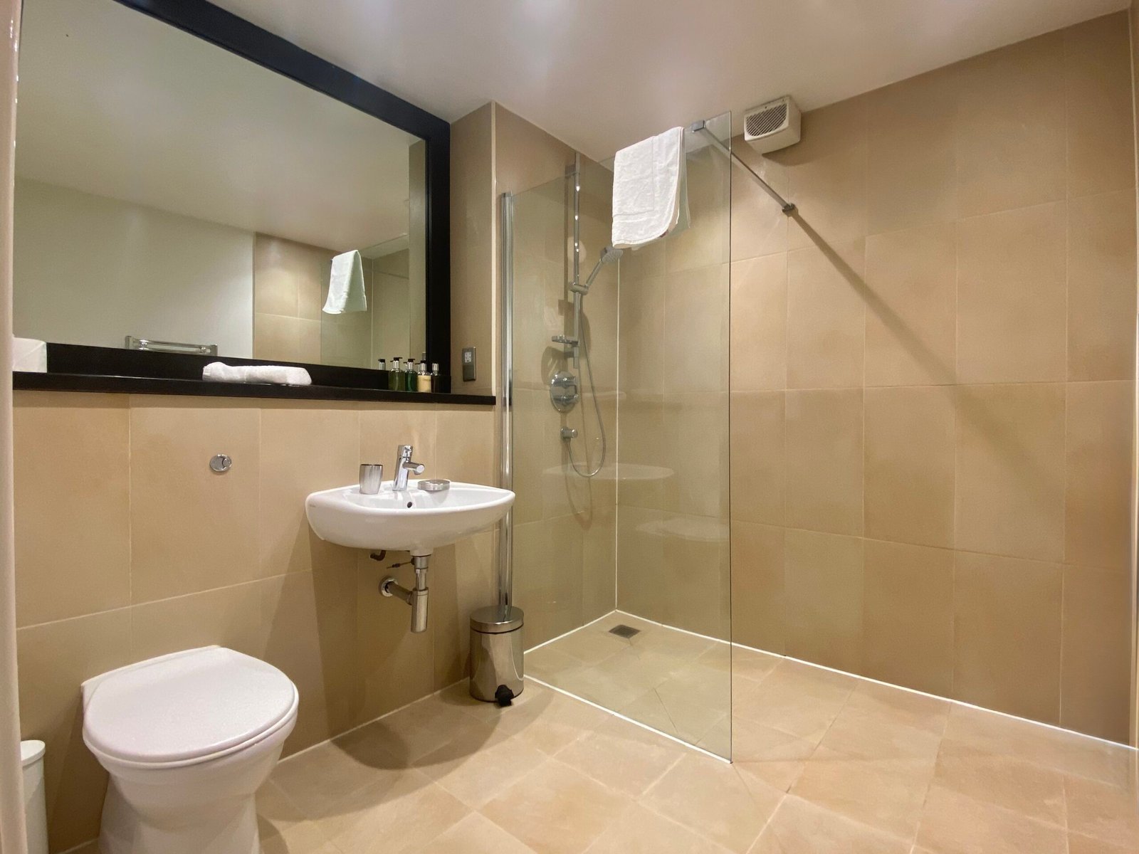 Petersfield Serviced Accommodation | Luxury Cambridge Stays Petersfield-serviced-accommodation-with-luxury-Cambridge-apartments,-parking,-WiFi,-self-catering-facilities-and-flexible-extended-stays.