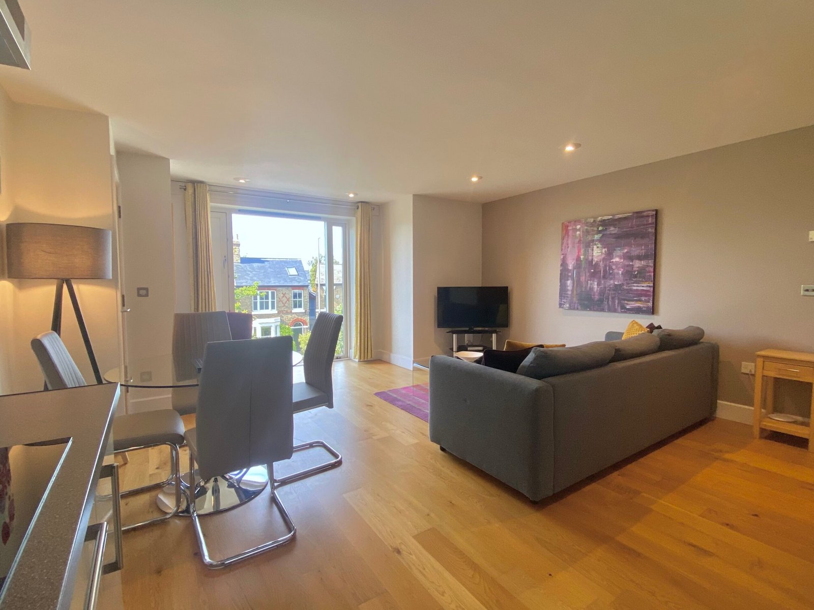 Petersfield Serviced Accommodation | Luxury Cambridge Stays Petersfield-serviced-accommodation-with-luxury-Cambridge-apartments,-parking,-WiFi,-self-catering-facilities-and-flexible-extended-stays.