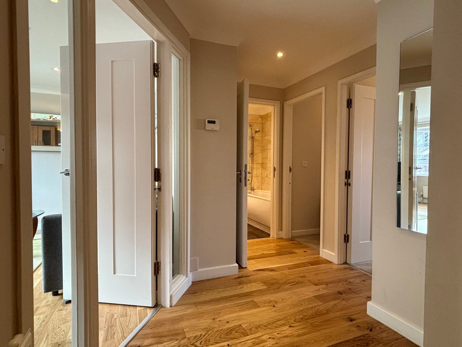 Cambridge Corporate Accommodation – Cherry Hinton | Urban Stay Looking-for-the-best-short-let-accommodation-in-Cambridge?-Book-this-Cambridge-Corporate-Accommodation.-Cheap-direct-rates