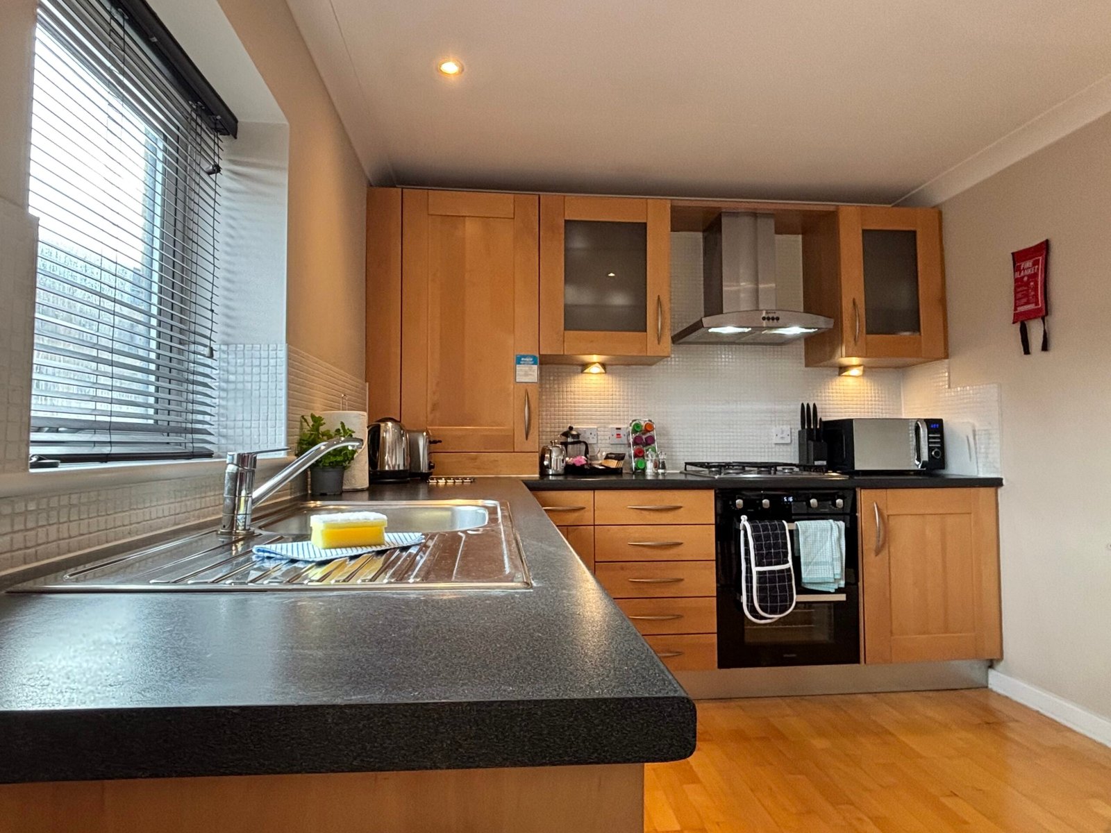 Cambridge Corporate Accommodation – Cherry Hinton | Urban Stay Looking-for-the-best-short-let-accommodation-in-Cambridge?-Book-this-Cambridge-Corporate-Accommodation.-Cheap-direct-rates