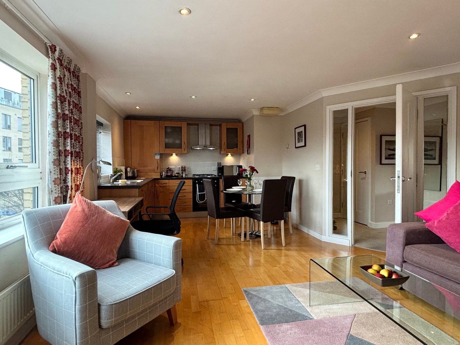 Cambridge Corporate Accommodation – Cherry Hinton | Urban Stay Looking-for-the-best-short-let-accommodation-in-Cambridge?-Book-this-Cambridge-Corporate-Accommodation.-Cheap-direct-rates