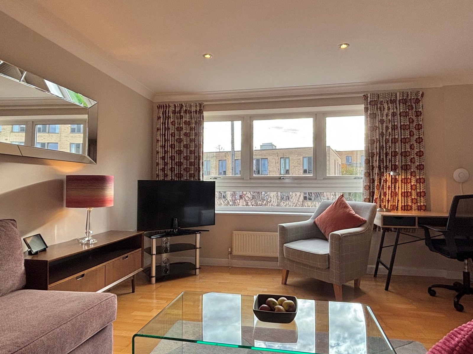 Cambridge Corporate Accommodation – Cherry Hinton | Urban Stay Looking-for-the-best-short-let-accommodation-in-Cambridge?-Book-this-Cambridge-Corporate-Accommodation.-Cheap-direct-rates