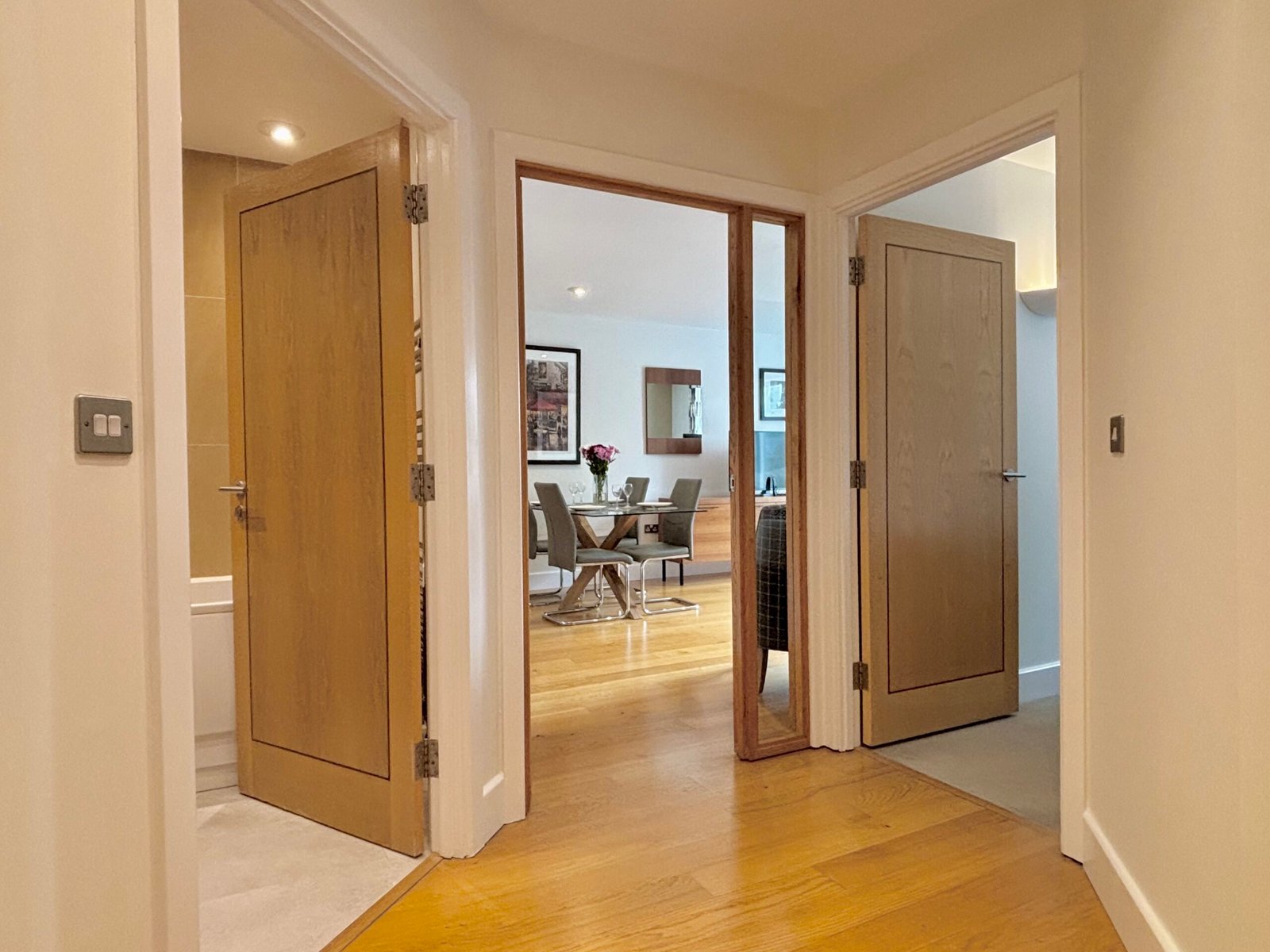 Petersfield Serviced Accommodation | Luxury Cambridge Stays Petersfield-serviced-accommodation-with-luxury-Cambridge-apartments,-parking,-WiFi,-self-catering-facilities-and-flexible-extended-stays.