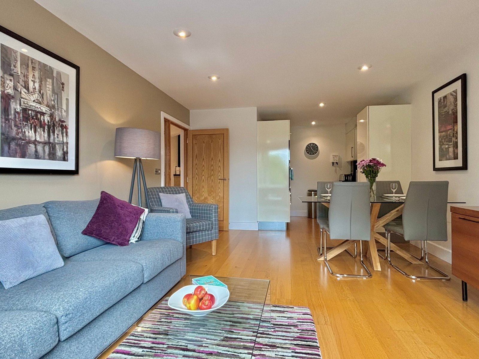 Petersfield Serviced Accommodation | Luxury Cambridge Stays Petersfield-serviced-accommodation-with-luxury-Cambridge-apartments,-parking,-WiFi,-self-catering-facilities-and-flexible-extended-stays.