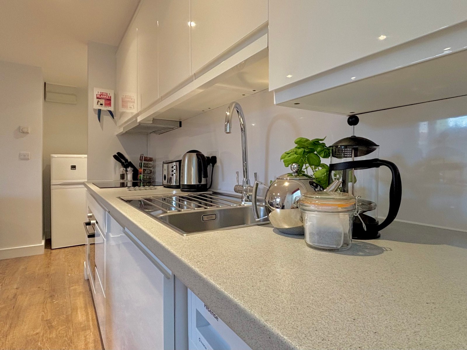 Holiday Rentals Cambridge – Jubilee House Serviced Apartments Book-furnished-Holiday-Rentals-Cambridge-for-1-week,-1-month-or-longer!-Our-short-let-apartments-are-near-university-and-tourist-sights.