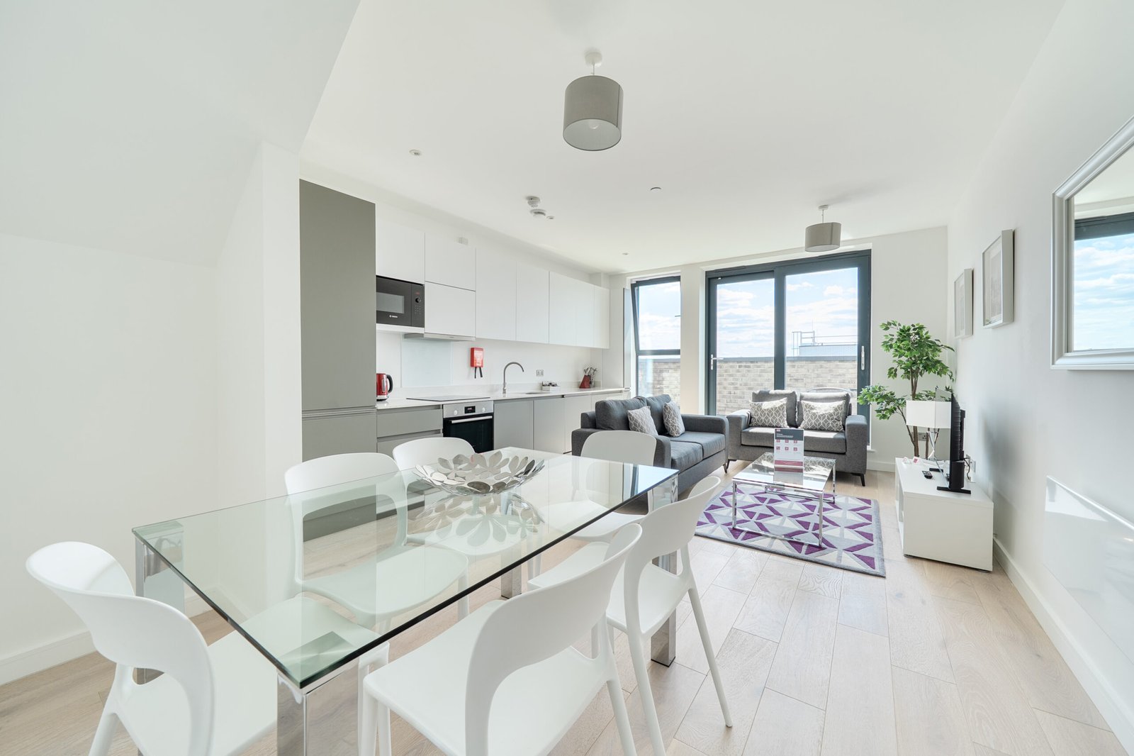 Corporate Accommodation near Canary Wharf London Corporate-accommodation-near-Canary-Wharf-with-stylish-apartments,-WiFi,-balconies-and-fast-links-across-East-and-Central-London.