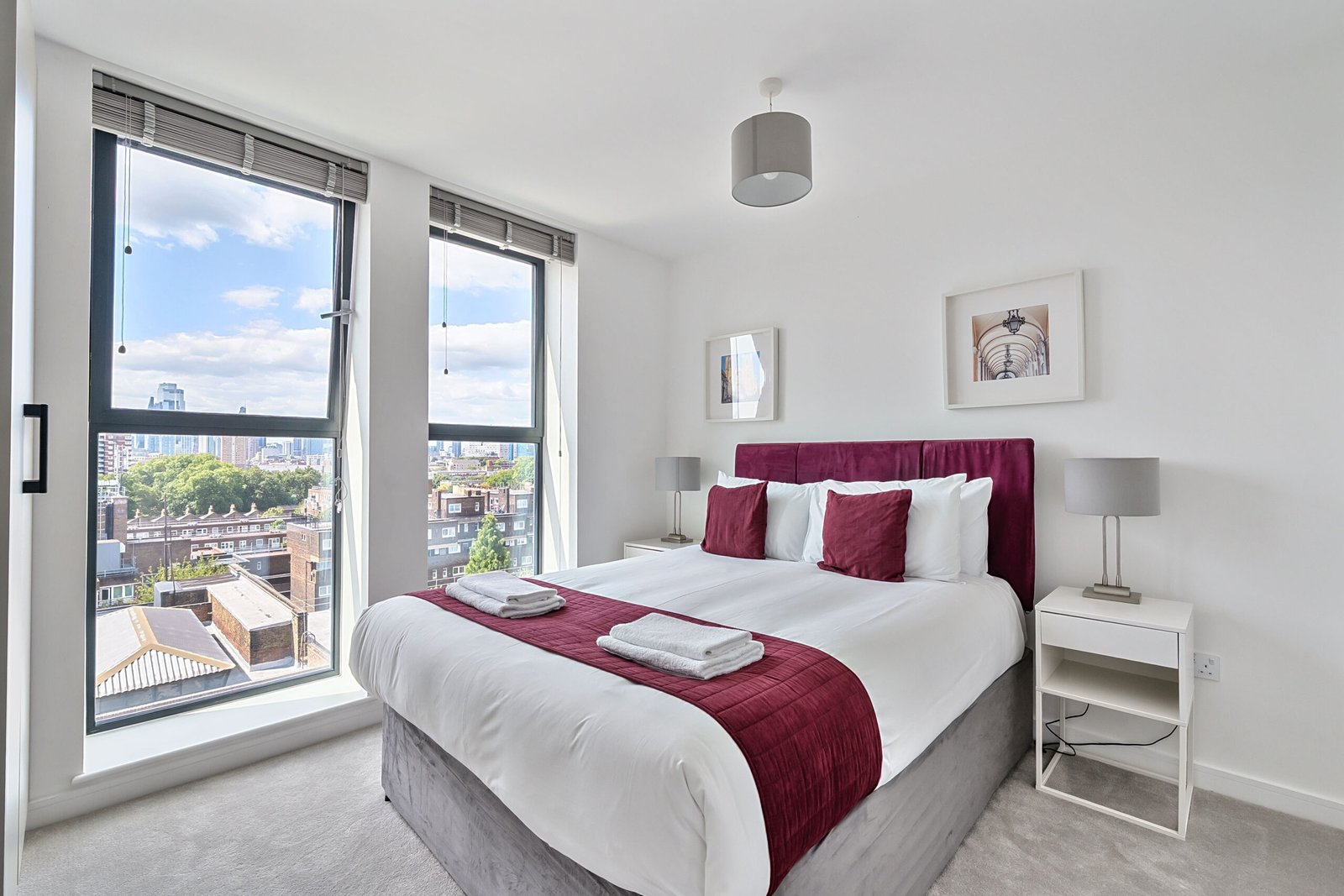 Corporate Accommodation near Canary Wharf London Corporate-accommodation-near-Canary-Wharf-with-stylish-apartments,-WiFi,-balconies-and-fast-links-across-East-and-Central-London.