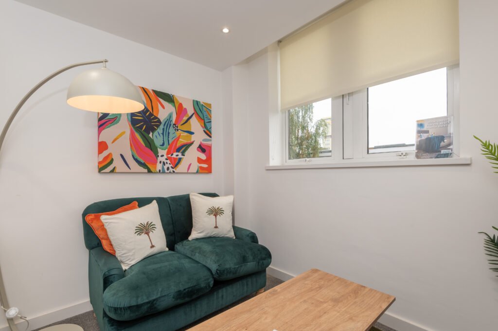 Thornhill House Wakefield Apartment