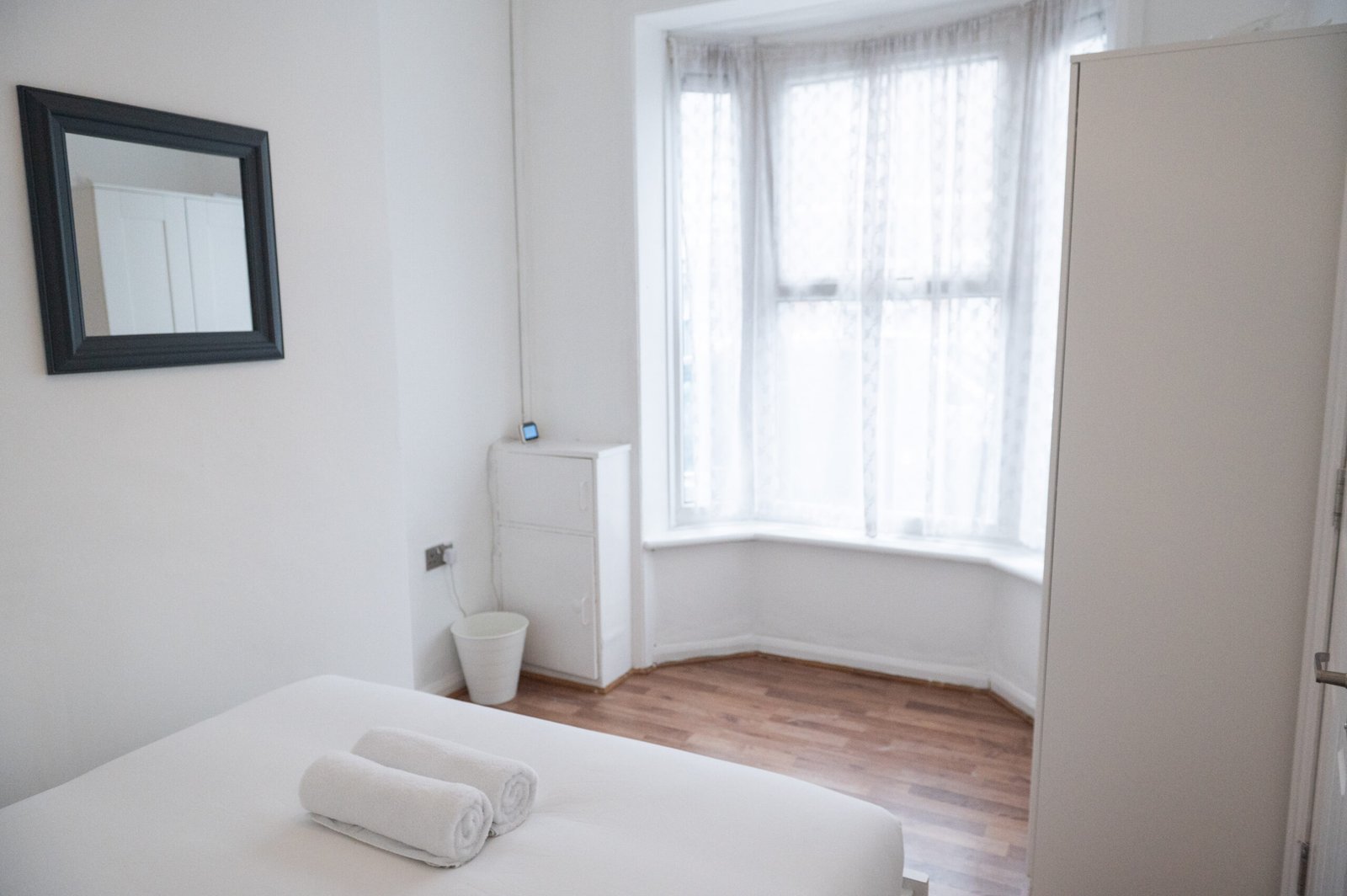Short Term Accommodation Birmingham – Jewellery Quarter Flats Book-short-term-accommodation-Birmingham-with-this-3-bed-holiday-home-near-Jewellery-Quarter,-Birmingham-City-Centre-and-major-attractions.