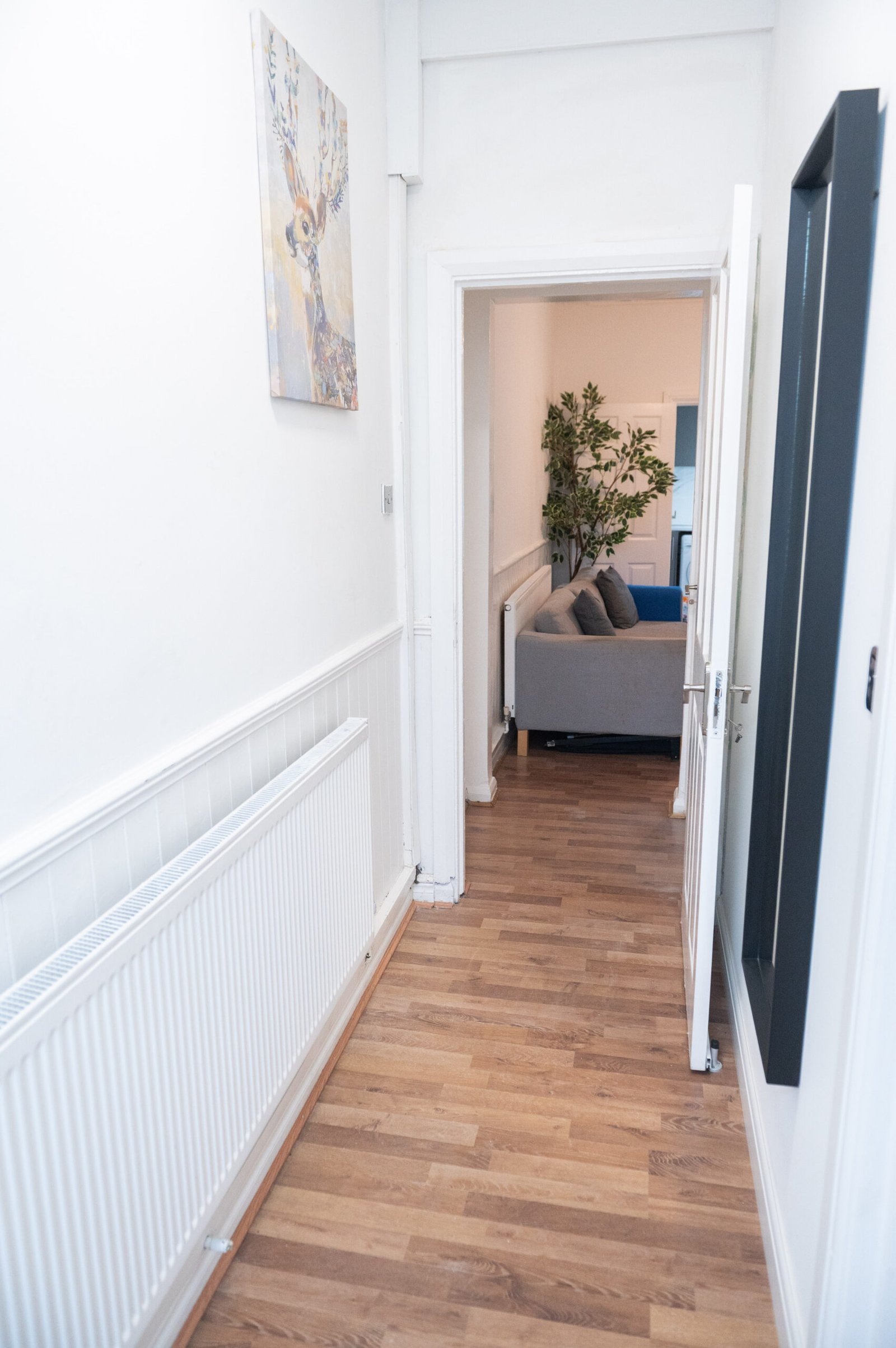 Short Term Accommodation Birmingham – Jewellery Quarter Flats Book-short-term-accommodation-Birmingham-with-this-3-bed-holiday-home-near-Jewellery-Quarter,-Birmingham-City-Centre-and-major-attractions.