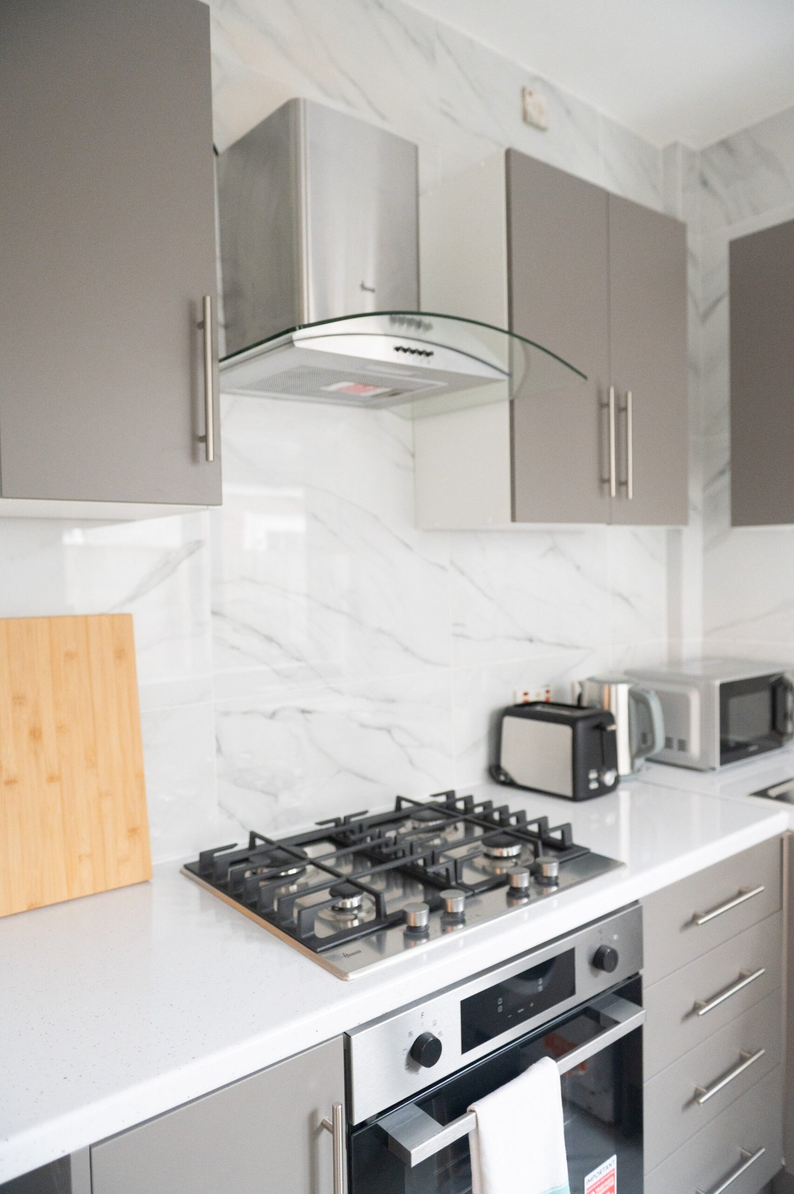Short Term Accommodation Birmingham – Jewellery Quarter Flats Book-short-term-accommodation-Birmingham-with-this-3-bed-holiday-home-near-Jewellery-Quarter,-Birmingham-City-Centre-and-major-attractions.