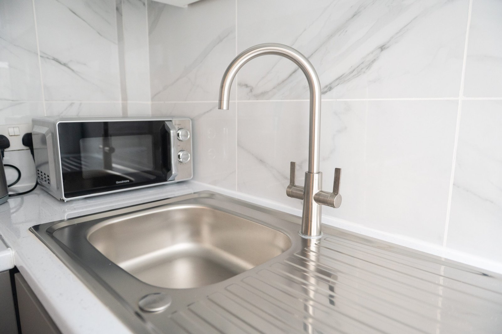 Short Term Accommodation Birmingham – Jewellery Quarter Flats Book-short-term-accommodation-Birmingham-with-this-3-bed-holiday-home-near-Jewellery-Quarter,-Birmingham-City-Centre-and-major-attractions.