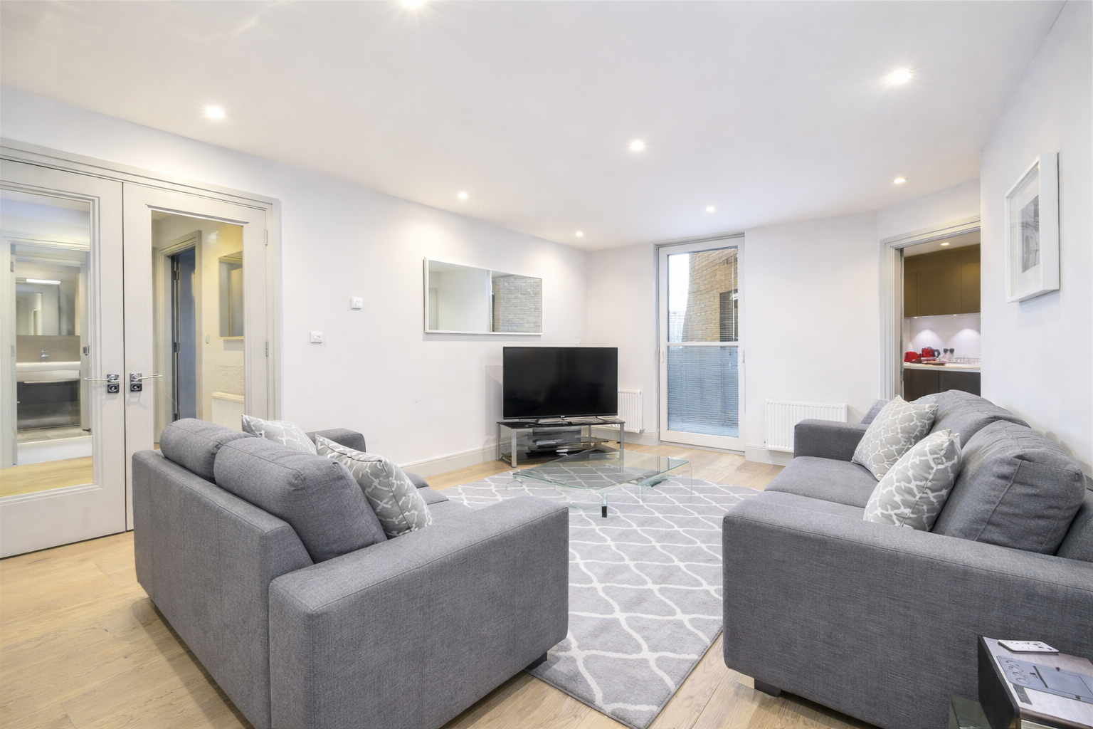 Quadrant 2 Bed – living room.2