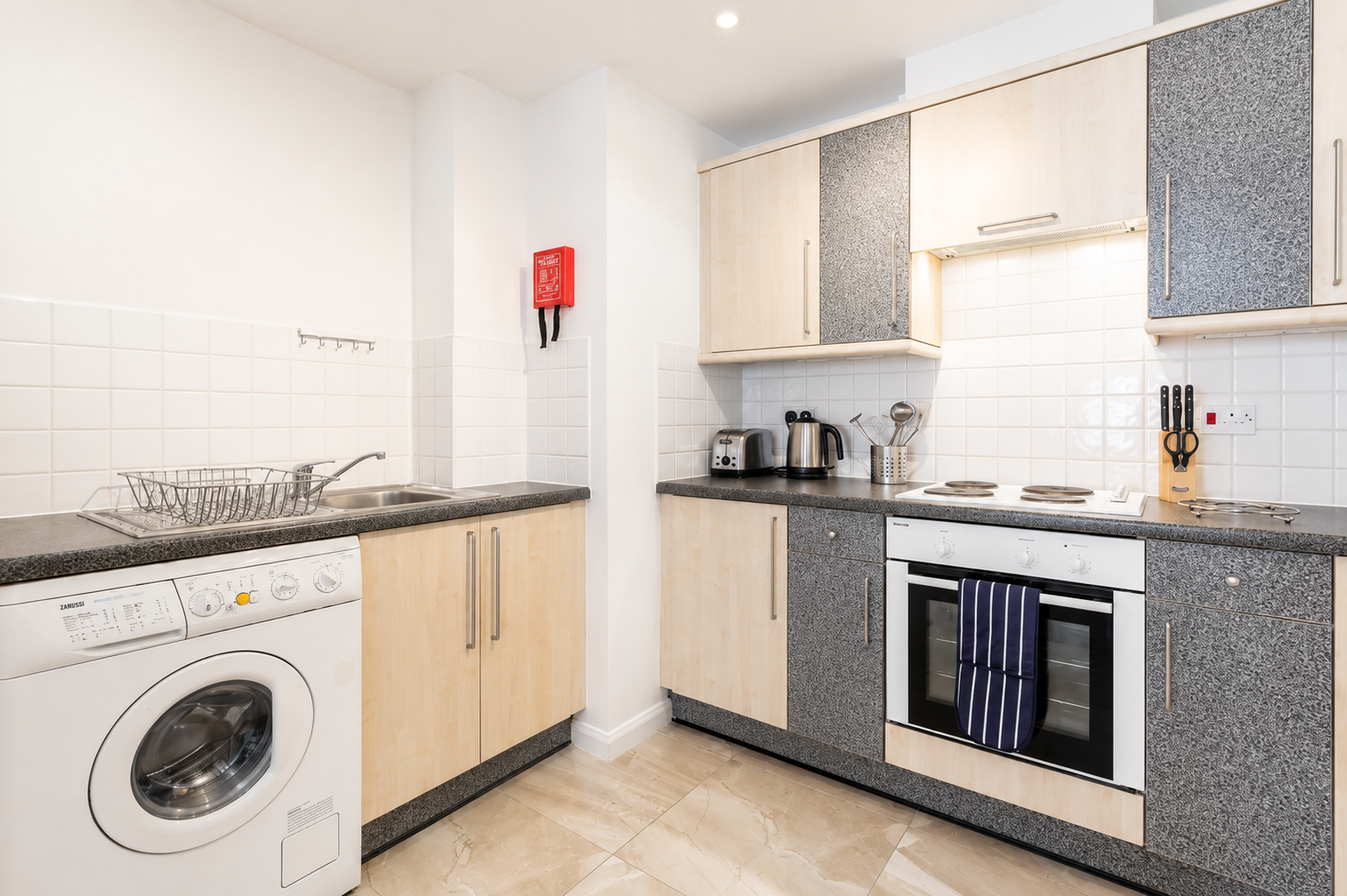 Kingston Corporate Apartments | Serviced Apartments Surrey Stay-in-Kingston-corporate-apartments-near-Kingston-Station.-Ideal-for-business-travel,-relocations,-self-catering-stays,-and-Surrey-holidays.