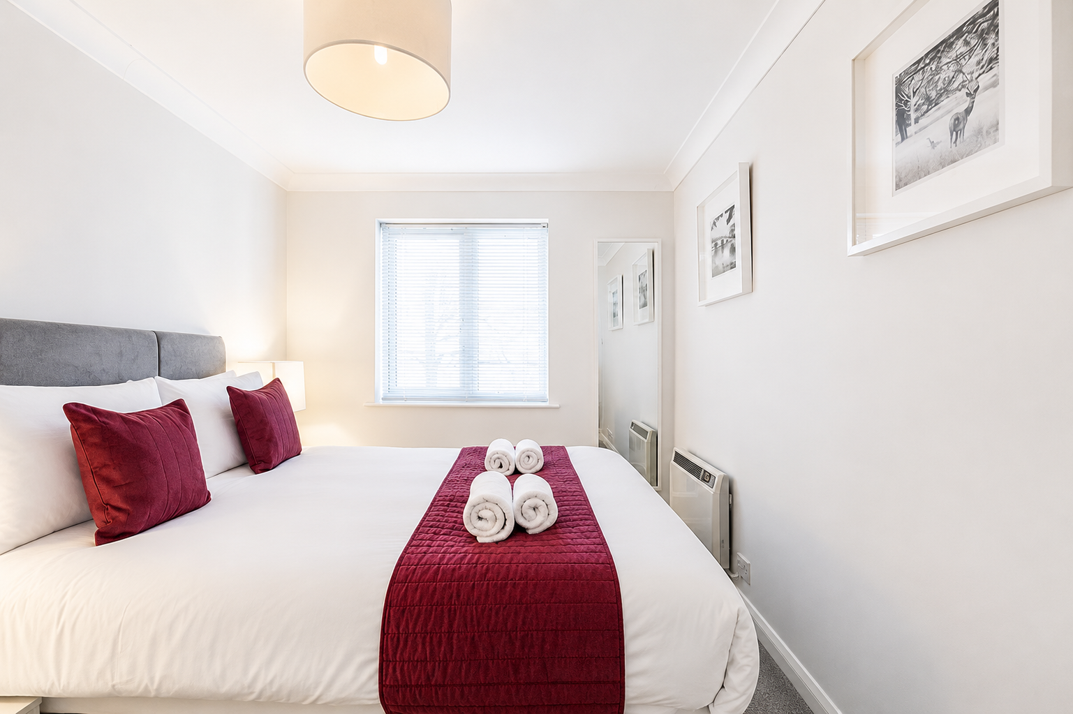 Kingston Corporate Apartments | Serviced Apartments Surrey Stay-in-Kingston-corporate-apartments-near-Kingston-Station.-Ideal-for-business-travel,-relocations,-self-catering-stays,-and-Surrey-holidays.