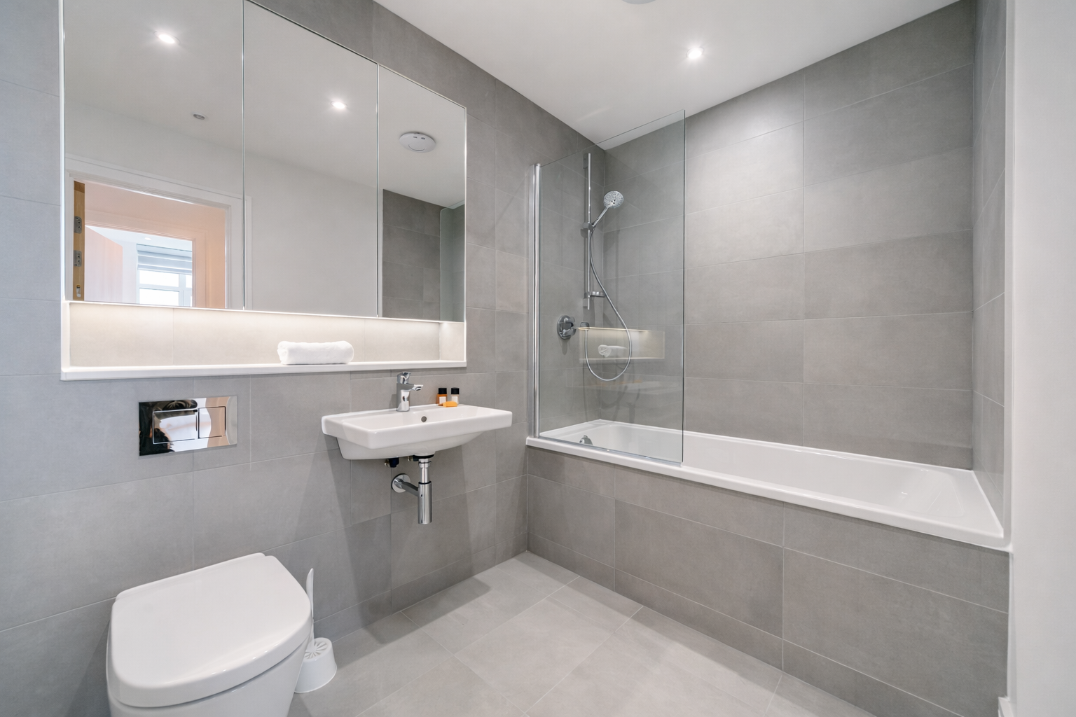 SY Bath 1