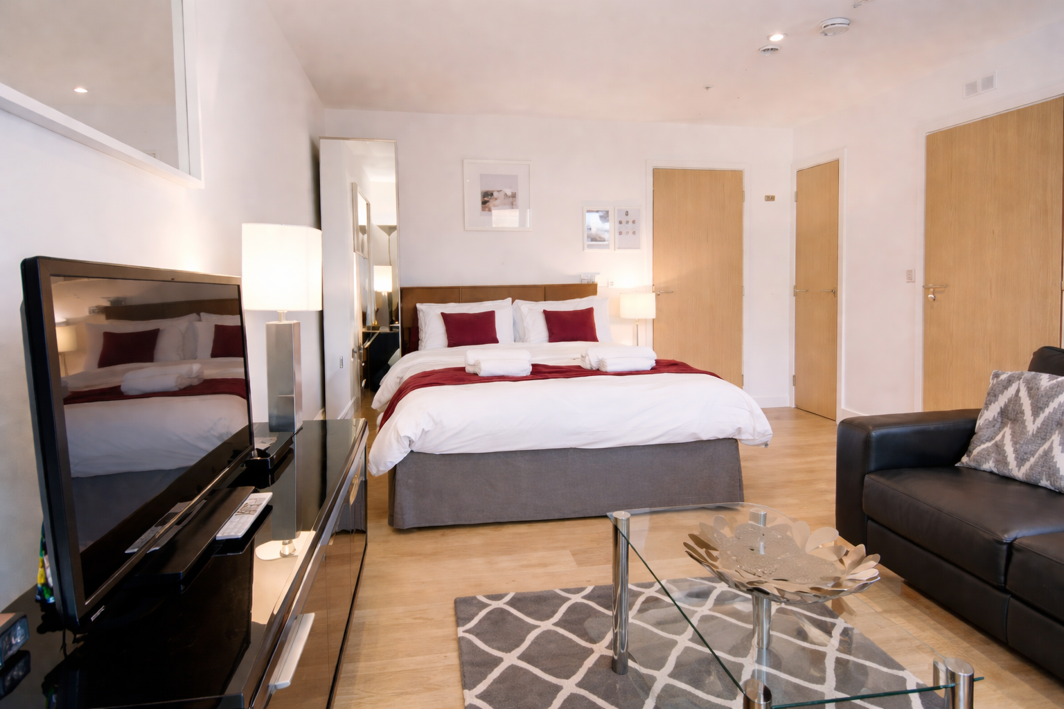 Furnished Apartments in Leatherhead – Holiday Rentals Surrey Book-furnished-apartments-in-Leatherhead-today.-Our-self-catering-holiday-accommodation-in-Surrey-is-available-for-weekly-or-monthly-rentals.