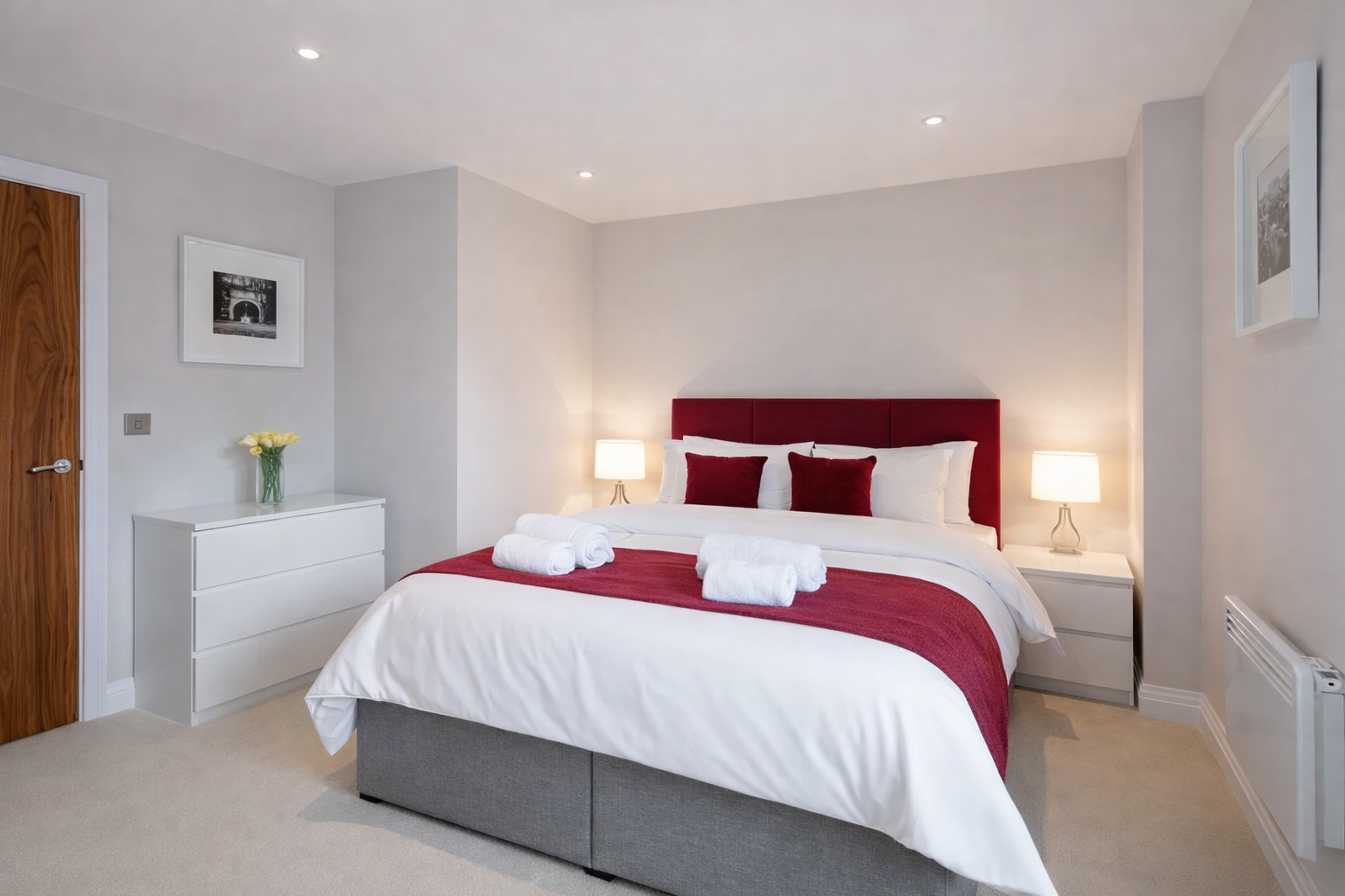 Holiday Apartments Surrey | Reigate Serviced Apartments Gatwick Book-holiday-apartments-Surrey-in-Reigate.-Luxury-serviced-apartments-near-Gatwick-Airport,-Reigate-Station-and-Surrey-business-hubs.