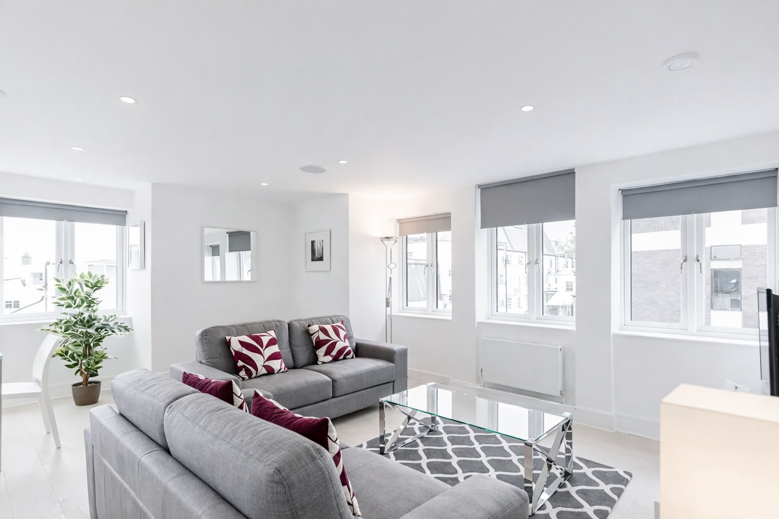 Ealing Serviced Apartments | Corporate Accommodation London Book-Ealing-serviced-apartments-near-Ealing-Broadway.-Perfect-for-corporate-stays,-relocations,-contractors,-and-self-catering-accommodation.