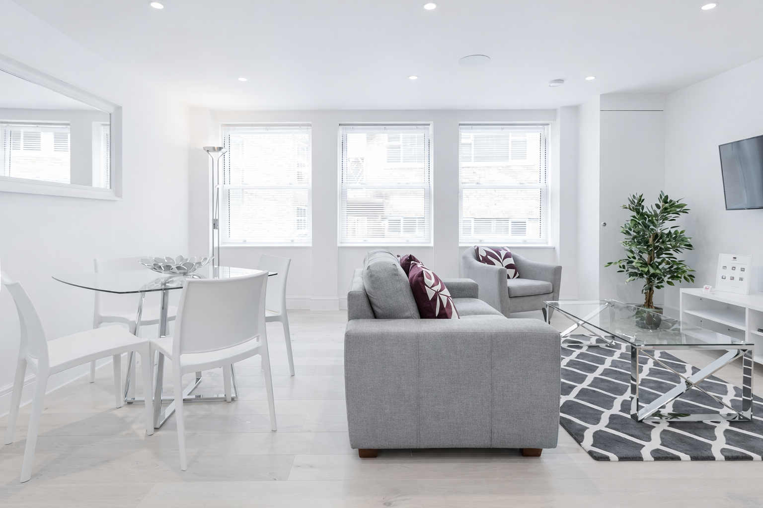 Ealing Serviced Apartments | Corporate Accommodation London Book-Ealing-serviced-apartments-near-Ealing-Broadway.-Perfect-for-corporate-stays,-relocations,-contractors,-and-self-catering-accommodation.